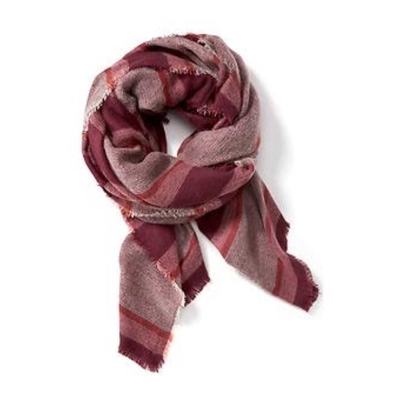 Old Navy Accessories - NWT Plaid Blanket Scarf